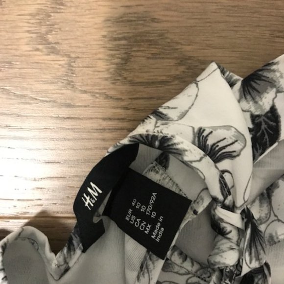 H&M Dress - Picture 4 of 4